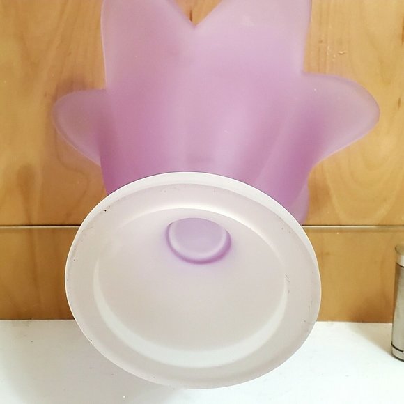 Partylite Royal Tulip 6"  Votive Tea Light Lavender Frosted Candle Holder - Picture 7 of 11